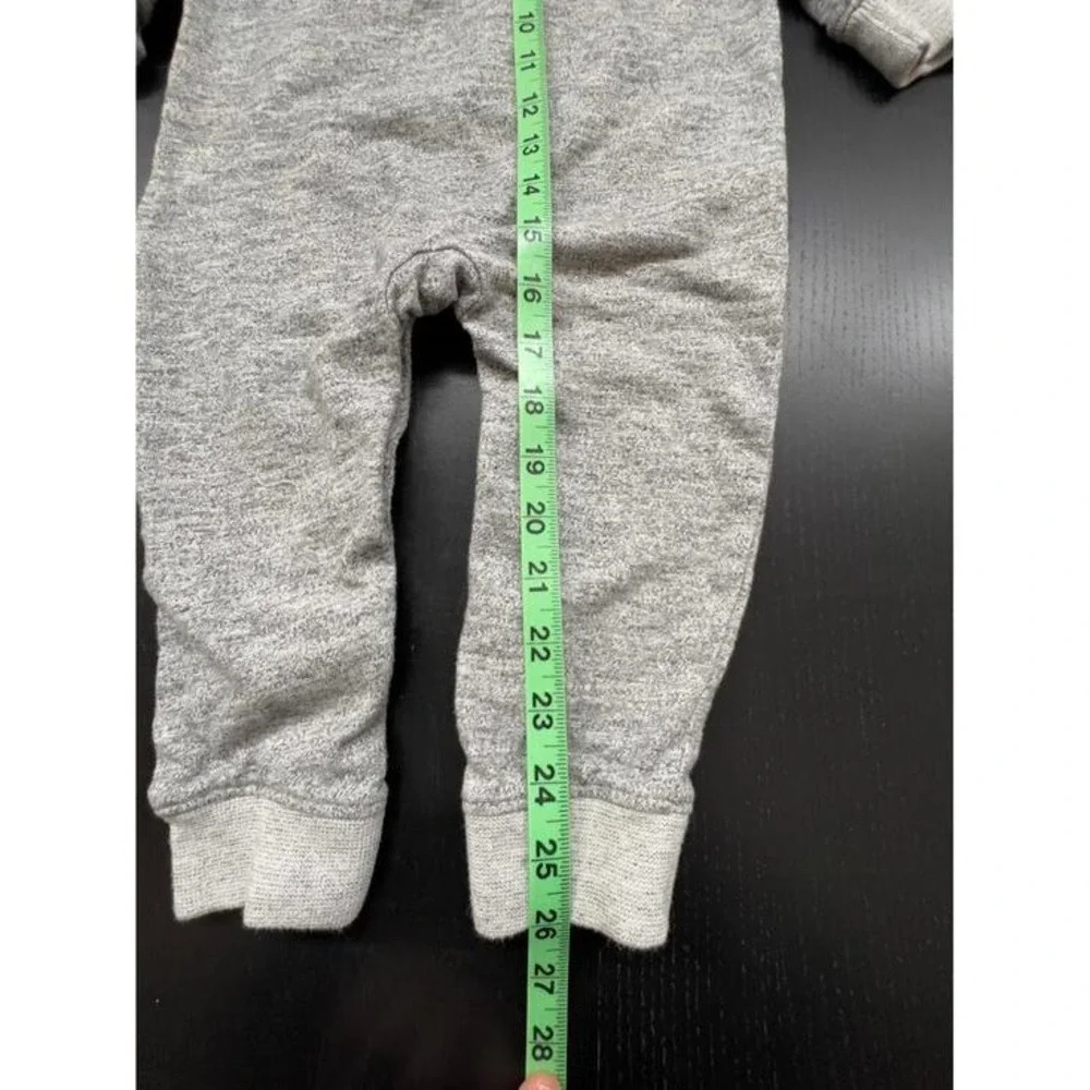 Baby Gap Romper‎ Gray Heather Long Sleeve Kangaroo Pocket 18-24 Months